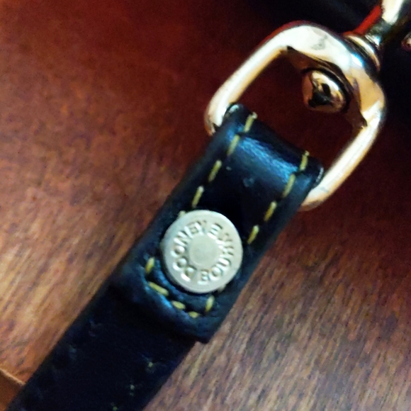 Rare Cabriolet perforated vintage Dooney & Bourke - Picture 9 of 14